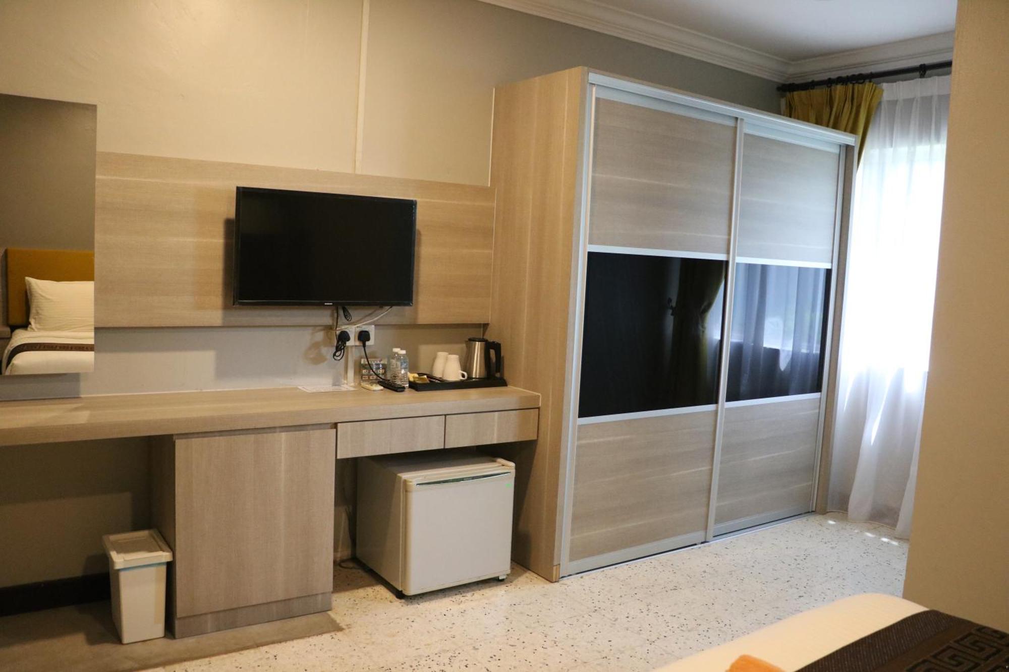 Kampong Sungai Batu Hotel Felda Residence Tekam , Ppp Tun Razak מראה חיצוני תמונה