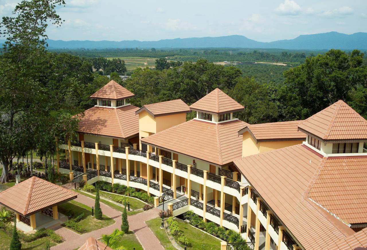 Kampong Sungai Batu Hotel Felda Residence Tekam , Ppp Tun Razak מראה חיצוני תמונה
